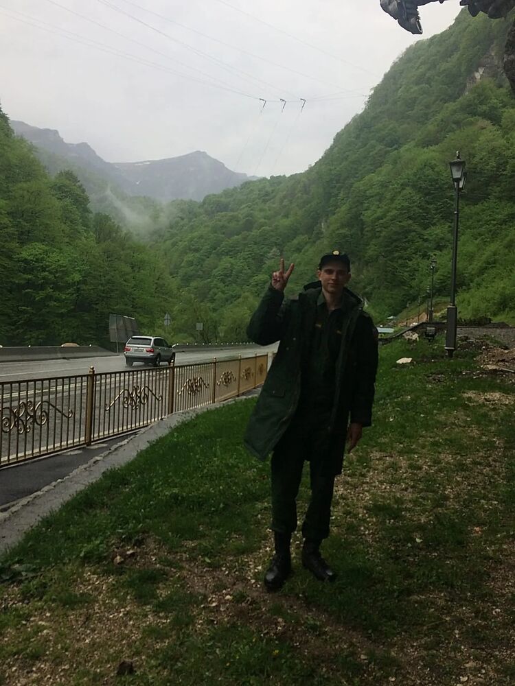  44673673  , 24 ,    -