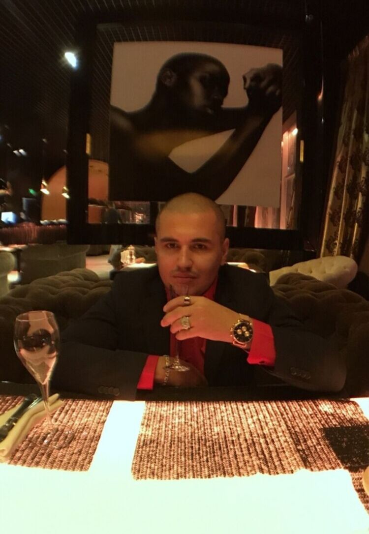  47264063  , 32 ,    