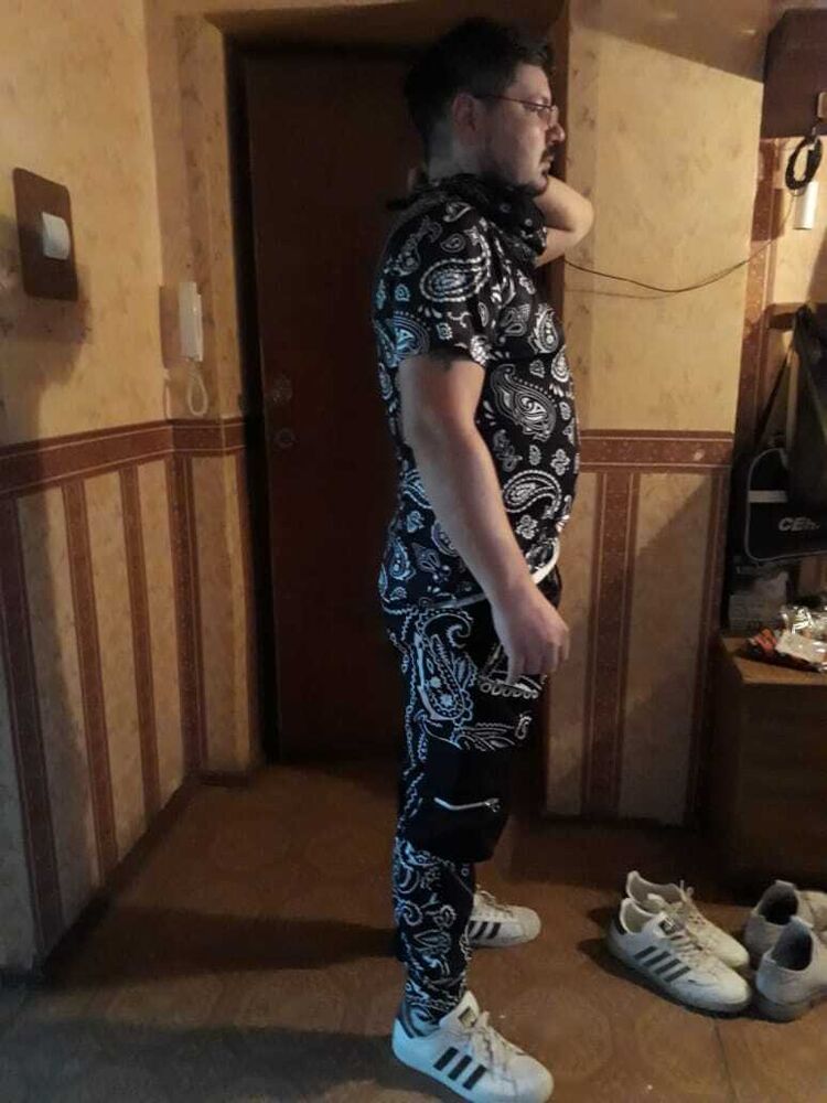 32879643  , 38 ,    