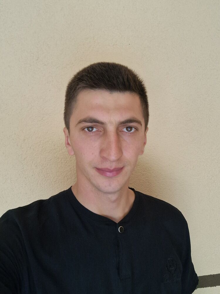  52402013  Rakhman, 29 ,    