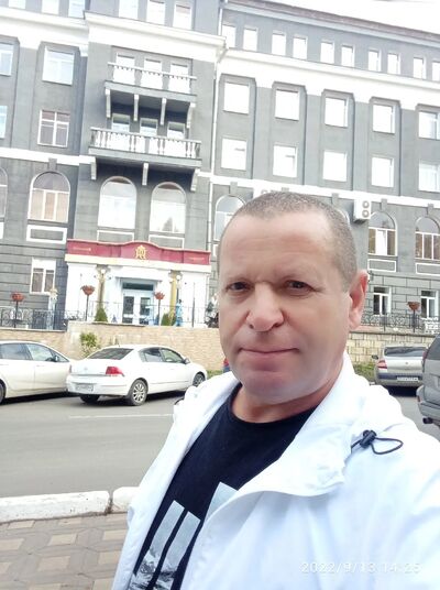  ,   Valentin, 51 ,   ,   , c , 