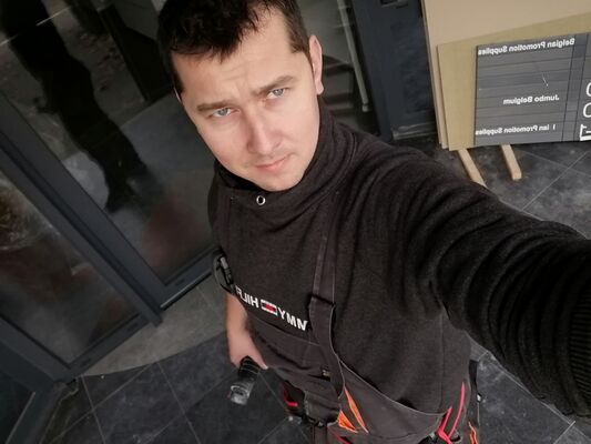  ,   Alex, 35 ,   ,   