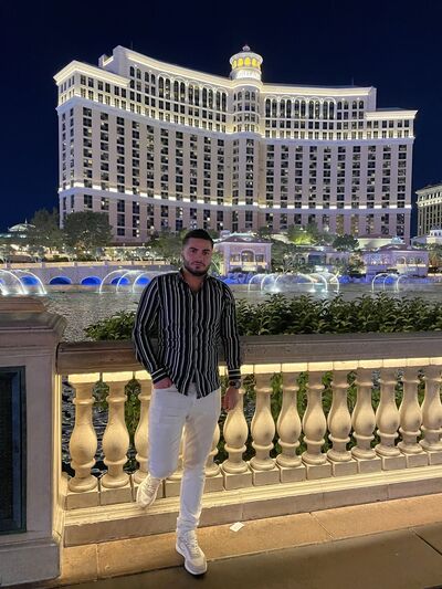  ,   Arman, 26 ,   ,   