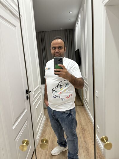  ,   Girish, 33 ,   ,   , c 