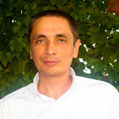  ,   Oleg, 46 ,  