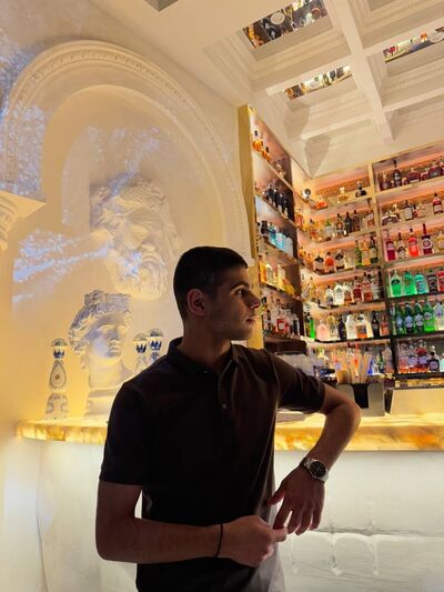  ,   Ruben, 19 ,   ,   