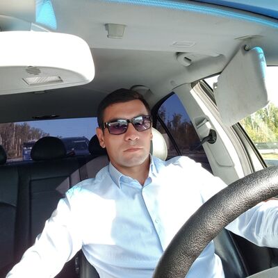  ,   Armen, 37 ,   ,   , c 