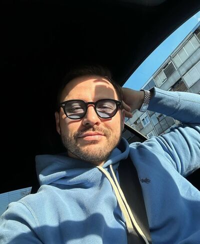  ,   , 28 ,   ,   
