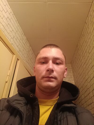  ,   Mikhail, 31 ,   ,   , c , 