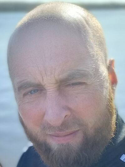  ,   Valera, 44 ,   ,   