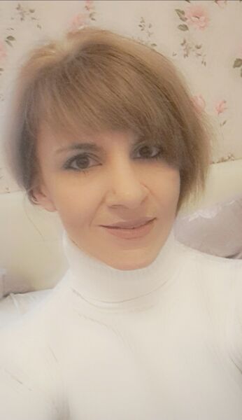  ,   Karina, 40 ,  