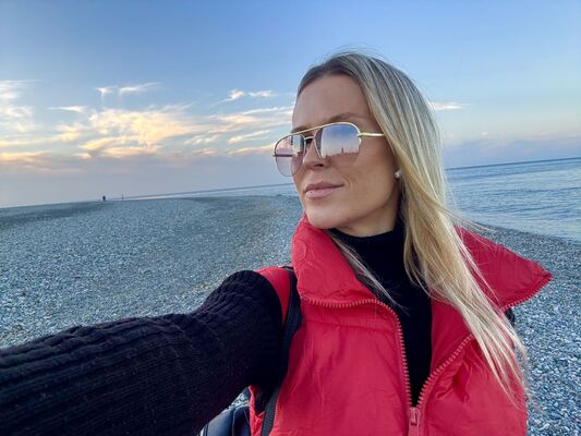  ,   Jyliya, 33 ,   ,   