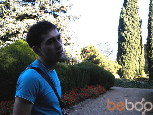  ,   SandRo, 32 ,   