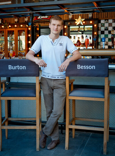  --,   Maksim, 25 ,  