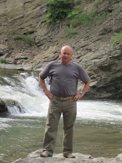  ,   Valentin, 70 ,     , c 