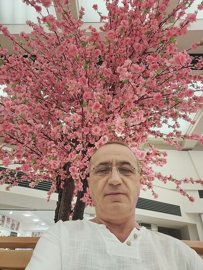  ,   David, 45 ,   ,   