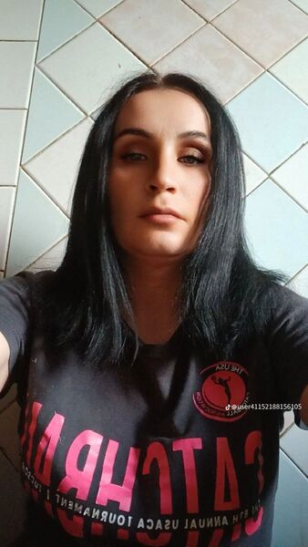  ,   Marinka, 39 ,   ,   