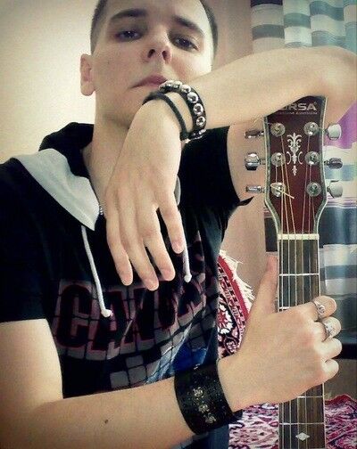  14941383  Ruslan, 26 ,    