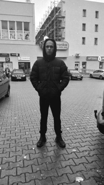  Zory,   , 27 ,   , c 