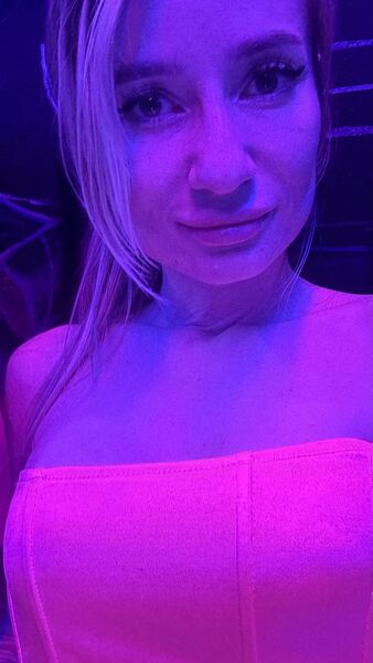  Puch'on,   Laurita, 32 ,   ,   
