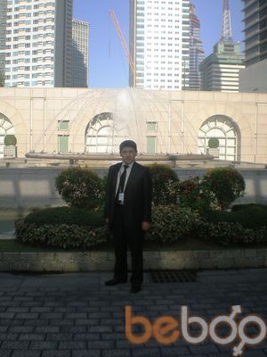  ,   John, 40 ,   ,   , c , 