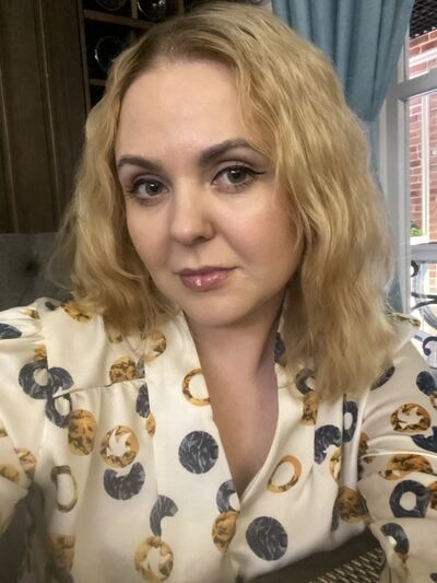  ,   Nina, 31 ,   ,   