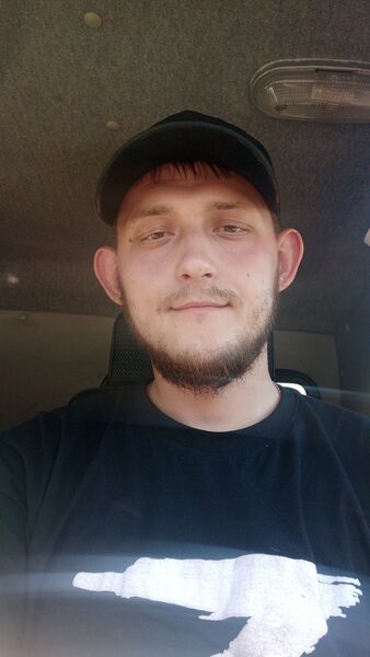  ,   Mikhail, 29 ,   ,   , c 