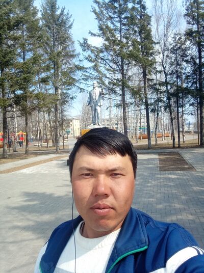  ,   Rustamjon, 32 ,   ,   