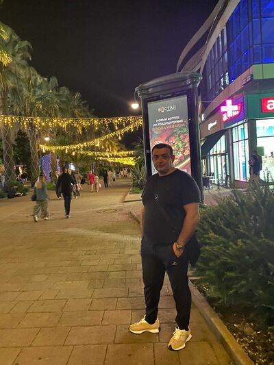  ,   Grisha, 39 ,   ,   