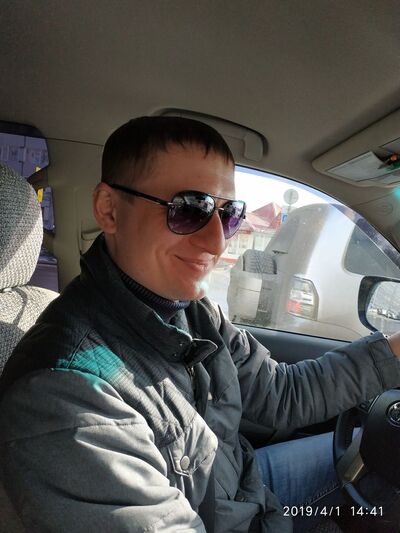  ,   Pavel, 37 ,   ,   