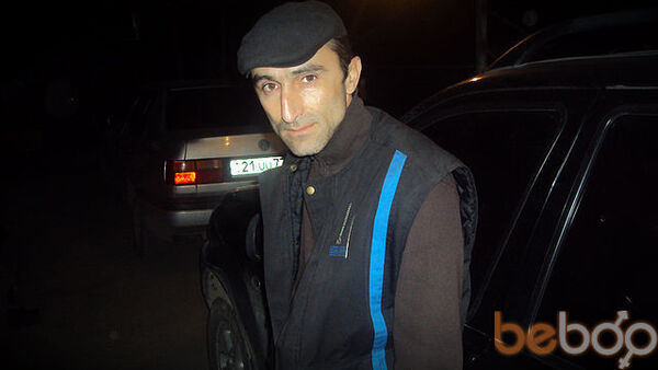  ,   Artur, 49 ,     , c , 