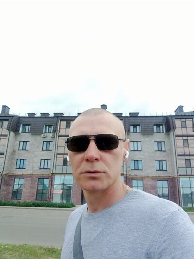  ,   Sergei, 38 ,   ,   