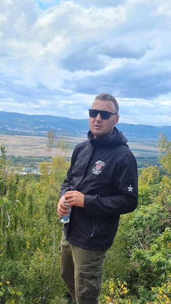  ,   Alex, 40 ,   c , 