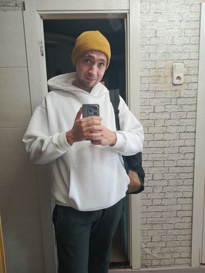  ,   Denis, 26 ,   ,   