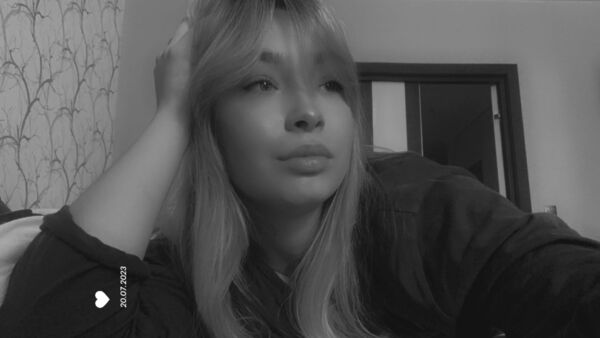  ,   Veronica, 20 ,   , c , 