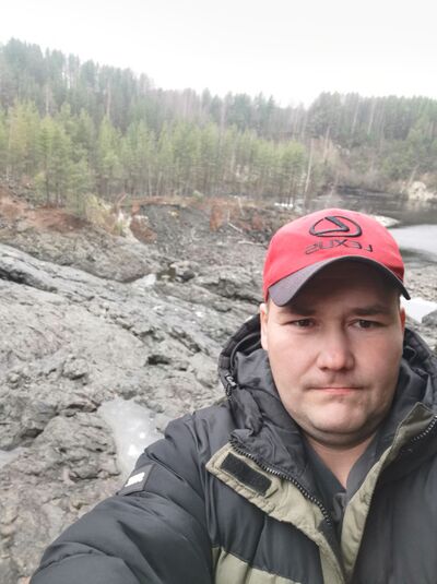  ,   Denis, 37 ,   ,   