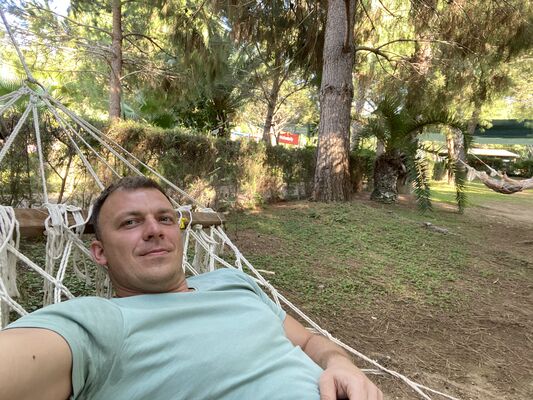  ,   Darka, 42 ,   ,   