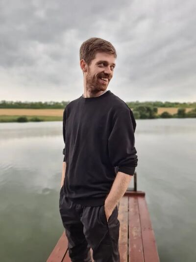  ,   Nikita, 31 ,  