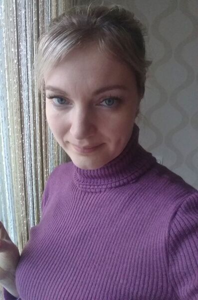  Goddard,   Zoryana, 41 ,   ,   , c 