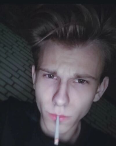  --,   Korben, 23 ,   ,   