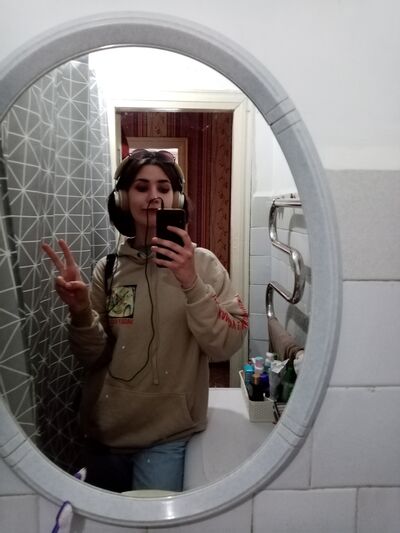  ,   Elena, 23 ,   ,   