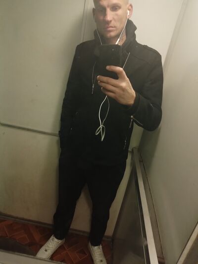  ,   Denis, 36 ,   ,   