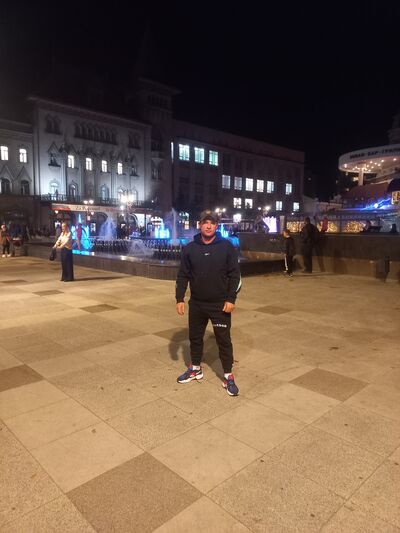  ,   Roman, 32 ,   ,   