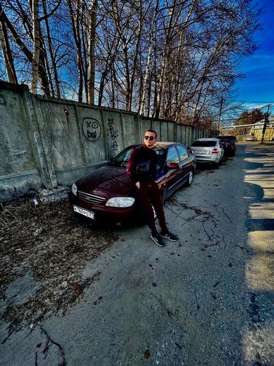  ,   Ivan, 19 ,     , c , 