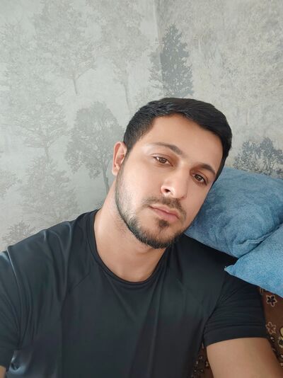  ,   Nidzhat, 33 ,   ,   
