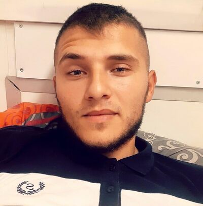  ,   Giovanni, 29 ,   ,   