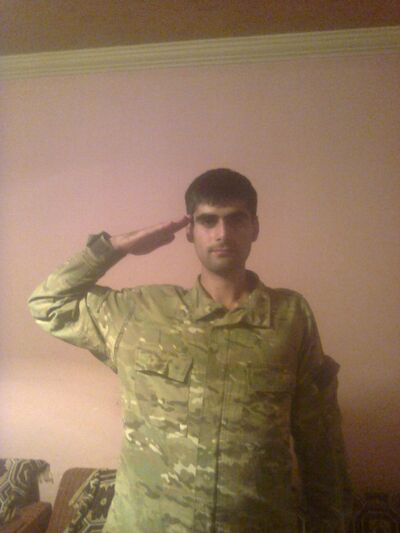  ,   Jon598106421, 33 ,   