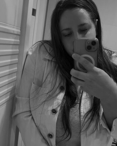  ,   Lenyska, 26 ,   ,   
