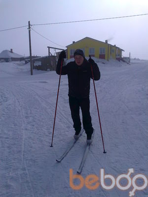  ,   Denis, 32 ,   