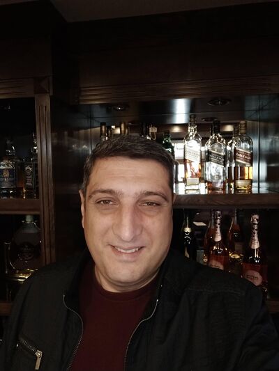  ,   Armen, 46 ,   ,   